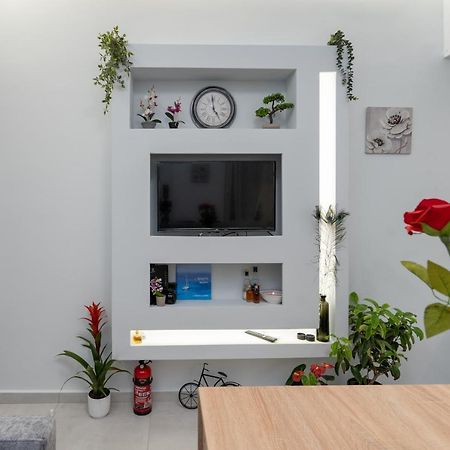 Comfy Apt Next To Metro Αθήνα Εξωτερικό φωτογραφία